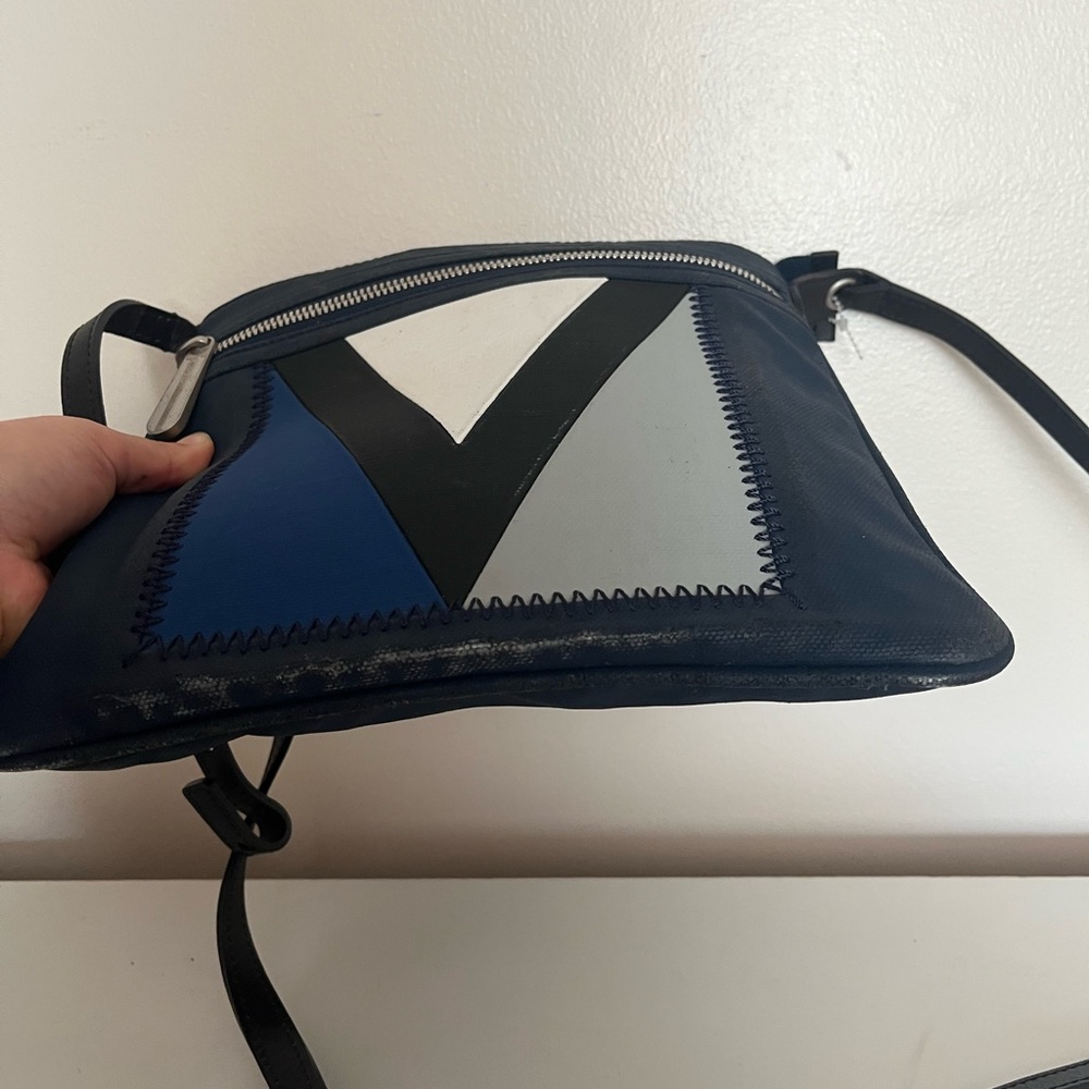 LOUIS VUITTON Genoa Marine Shoulder Bag LV cup Navy blue FL0047 crossbody - Picture 8 of 13